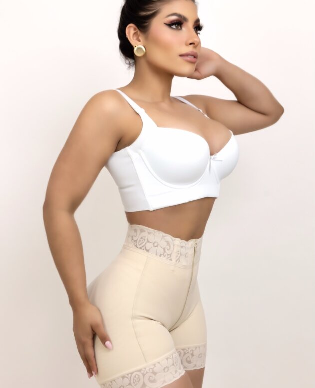 Short modelo Luna