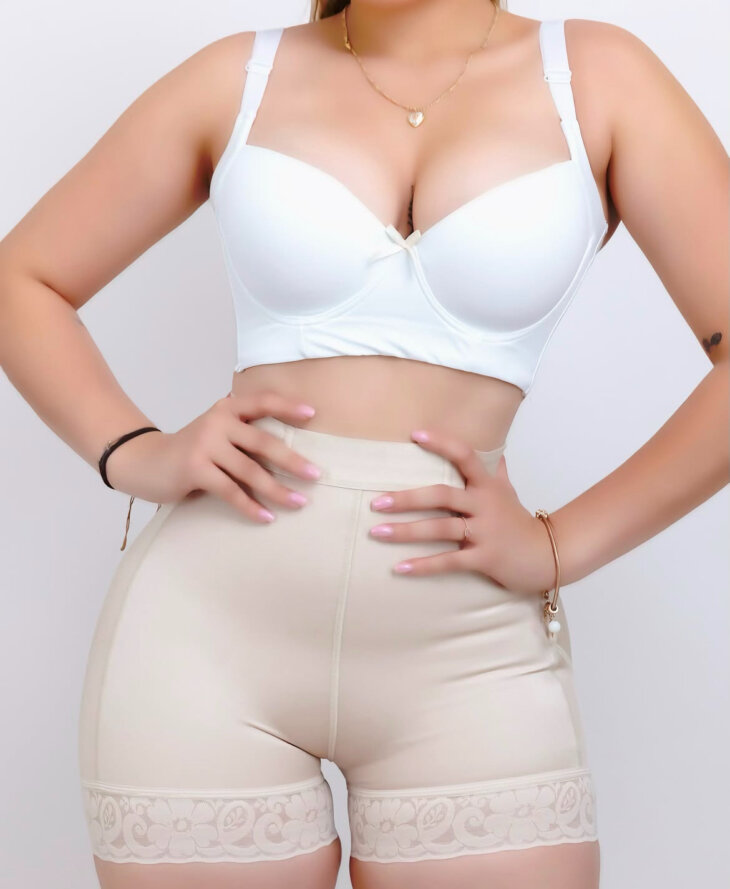 Short Modelo MIA - Imagen 2